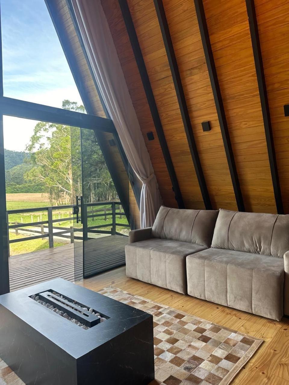 Cold Land Chale Villa อูรูบิซิ ภายนอก รูปภาพ